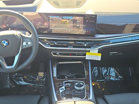 New 2026 BMW X5 xDrive40i w/ Executive Package image 13