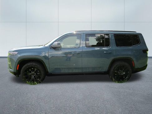 New 2026 Jeep Grand Wagoneer Limited AWD/4WD image 3