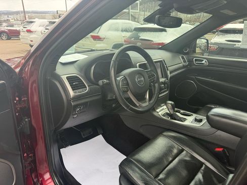 Used 2018 Jeep Grand Cherokee High Altitude AWD/4WD image 16