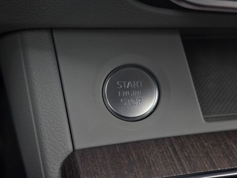 Used 2022 Audi Q5 2.0T Premium AWD/4WD image 45