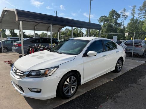 Used 2013 Honda Accord LX image 1