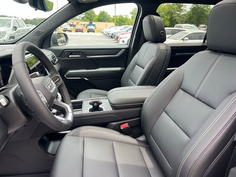 New 2026 GMC Acadia Elevation w/ Elevation Premium Package FWD image 7