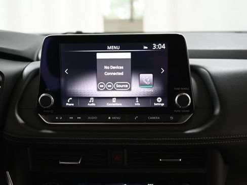 Used 2025 Nissan Rogue SV AWD/4WD image 5