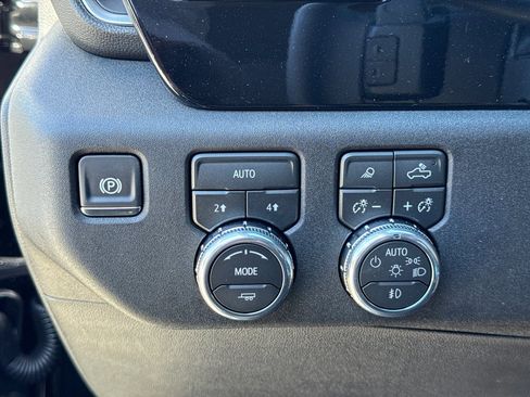 Used 2026 GMC Sierra 1500 SLT w/ SLT Premium Plus Package image 27