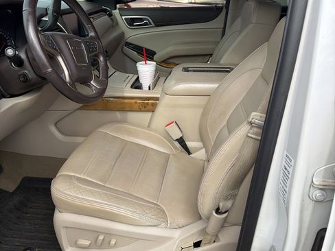 Used 2017 GMC Yukon Denali w/ Open Road Package image 7