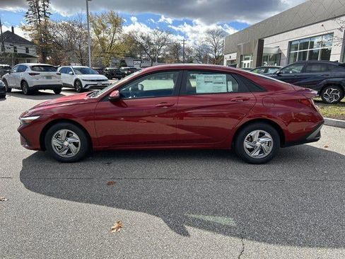 New 2026 Hyundai Elantra SE image 34