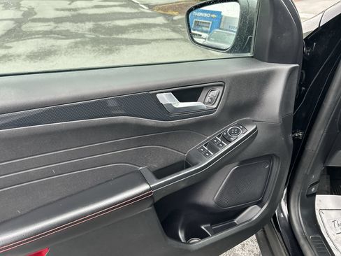 Used 2023 Ford Escape ST-Line AWD/4WD image 19