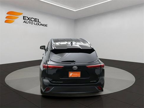 Used 2022 Toyota Highlander Limited image 45