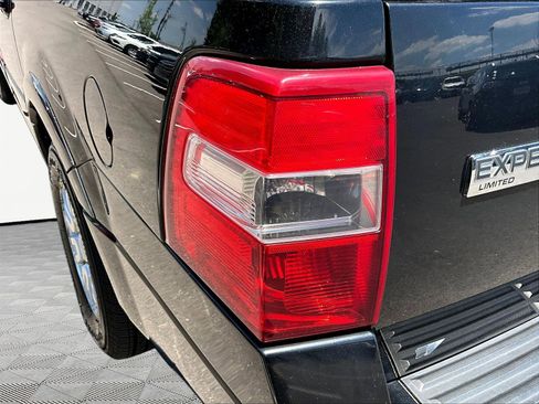 Used 2014 Ford Expedition EL Limited w/ Equipment Group 301A AWD/4WD image 23