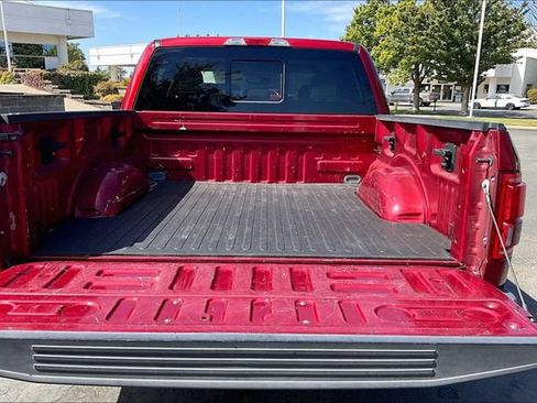 Used 2015 Ford F150 Lariat w/ Equipment Group 501A Mid RWD image 34