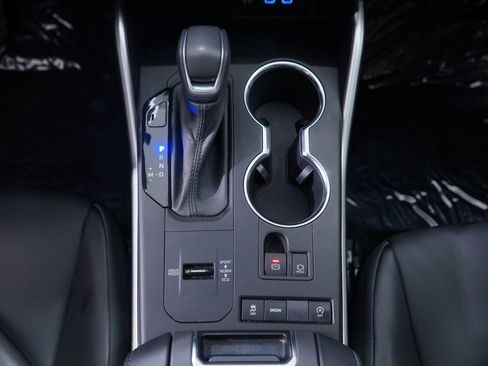 Used 2022 Toyota Highlander XLE image 13