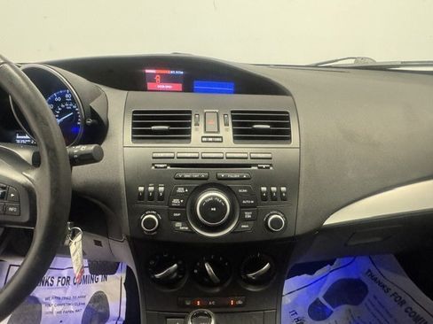 Used 2012 MAZDA MAZDA3 i Grand Touring FWD image 15