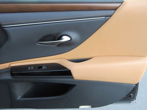 New 2025 Lexus ES 350 350 image 22