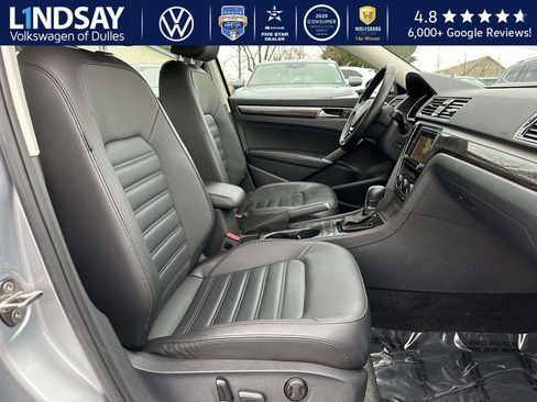Used 2018 Volkswagen Passat 2.0T SEL Premium image 7