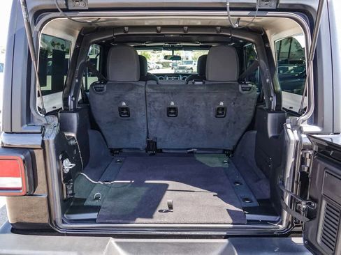 Certified 2023 Jeep Wrangler Unlimited Sport AWD/4WD image 25
