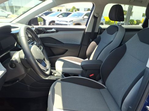 Certified 2023 Volkswagen Taos S FWD image 14