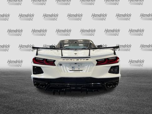 Used 2022 Chevrolet Corvette Stingray Premium Cpe w/ Z51 Performance Package RWD image 9