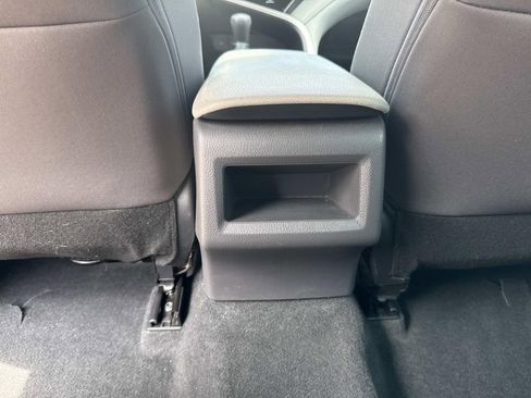 Used 2022 Toyota Camry LE FWD image 21