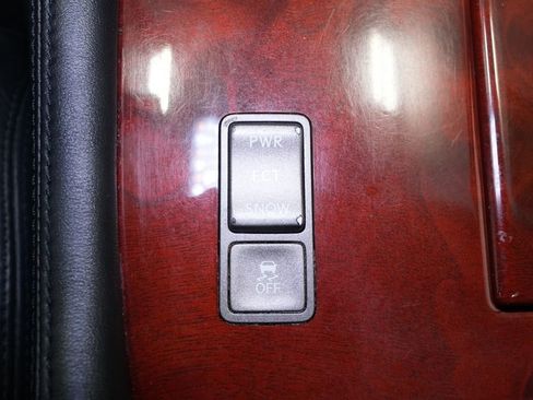 Used 2011 Lexus LS 460 AWD w/ Luxury Value Edition image 35