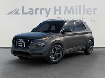 New 2025 Hyundai Venue SEL