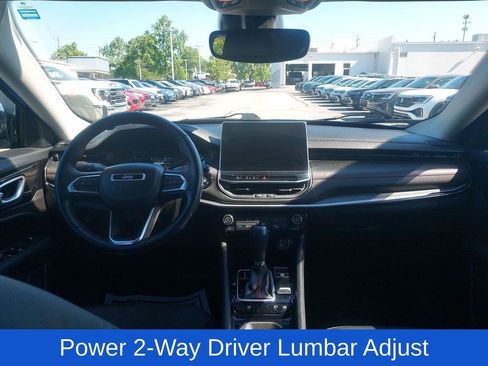 Used 2022 Jeep Compass Trailhawk w/ Trailhawk Convenience Group AWD/4WD image 9