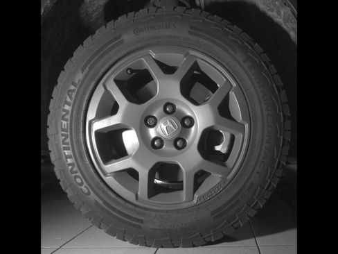 Used 2025 Honda Pilot TrailSport image 26