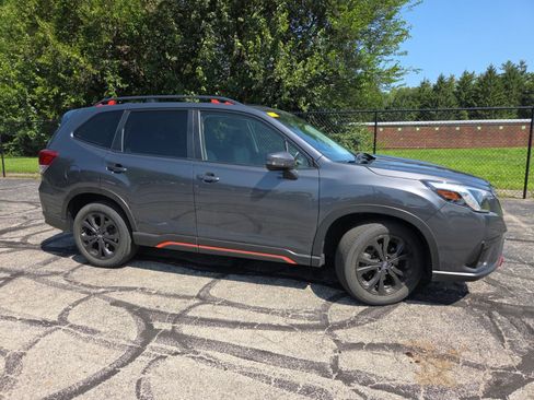 Used 2023 Subaru Forester Sport AWD/4WD image 2