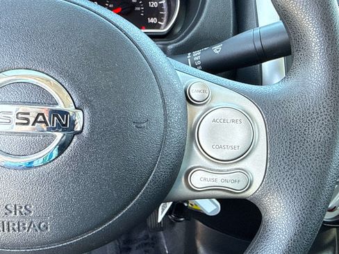 Used 2012 Nissan Versa SV FWD image 24