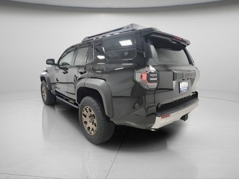 Used 2025 Toyota 4Runner Trailhunter image 9