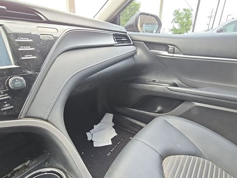 Used 2019 Toyota Camry SE image 13