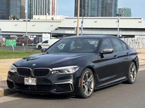 Used 2018 BMW M550i xDrive image 1