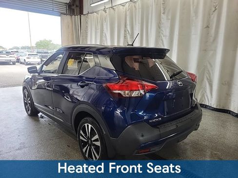 Used 2020 Nissan Kicks SR w/ SR Premium Package FWD image 13