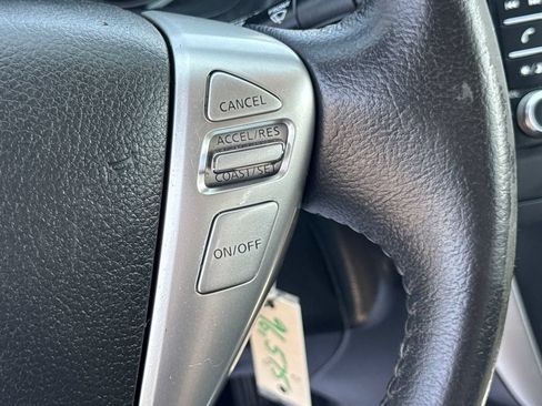 Used 2019 Nissan Versa Note SV FWD image 33