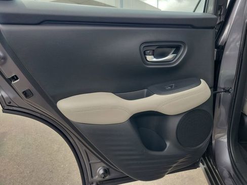 Certified 2023 Honda HR-V LX image 13