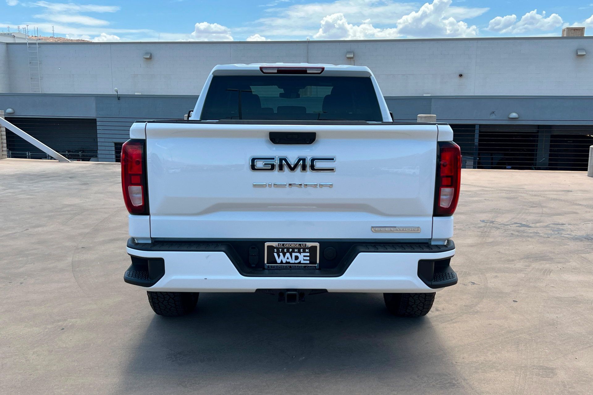 Used 2026 GMC Sierra 1500 Elevation w/ Elevation Select Package AWD/4WD image 5