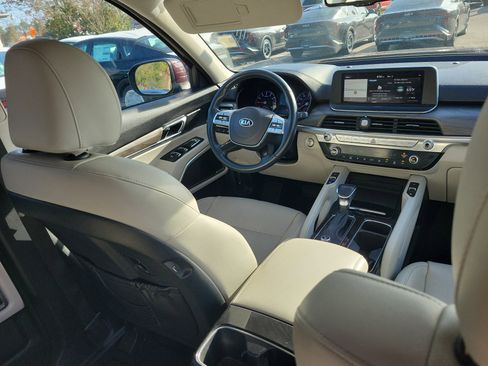 Used 2020 Kia Telluride EX w/ Towing Package image 13