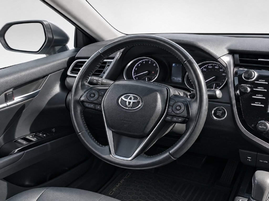 Used 2018 Toyota Camry SE w/ Convenience Package FWD image 32