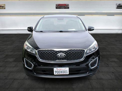 Used 2016 Kia Sorento L image 2