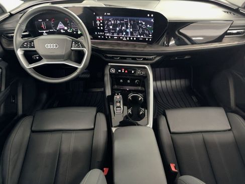 Used 2025 Audi Q5 Premium Plus w/ Premium Plus image 27