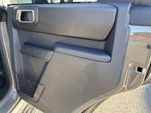 New 2025 Ford Bronco Outer Banks w/ Sasquatch Package image 17