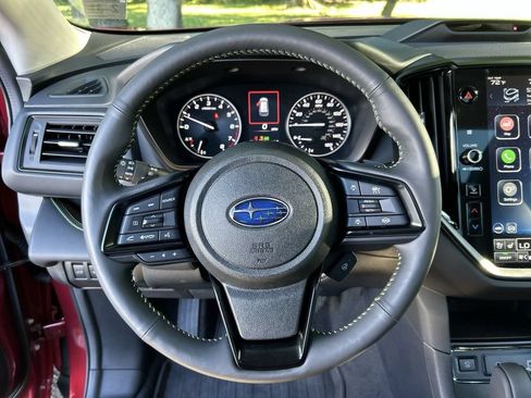 Used 2025 Subaru Ascent Bronze Edition w/ Onyx Package AWD/4WD image 18