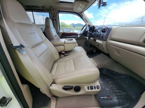 Used 2006 Ford F350 Lariat AWD/4WD image 2