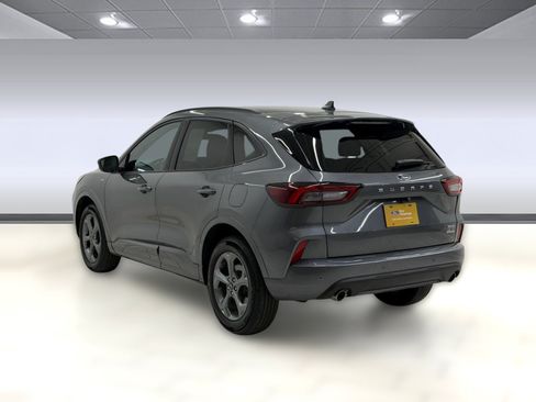 Certified 2023 Ford Escape ST-Line Select w/ Tech Pack #1 AWD/4WD image 2