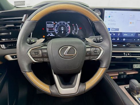 Used 2024 Lexus RX 350 Premium image 11