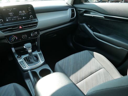 Certified 2024 Kia Seltos LX AWD/4WD image 11