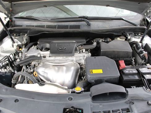 Used 2015 Toyota Camry SE FWD image 55