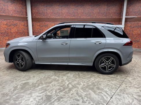 New 2025 Mercedes-Benz GLE 450 GLE 450 image 2