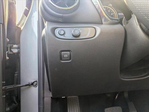 New 2025 Chevrolet Blazer LT w/ Midnight/Sport Edition image 17