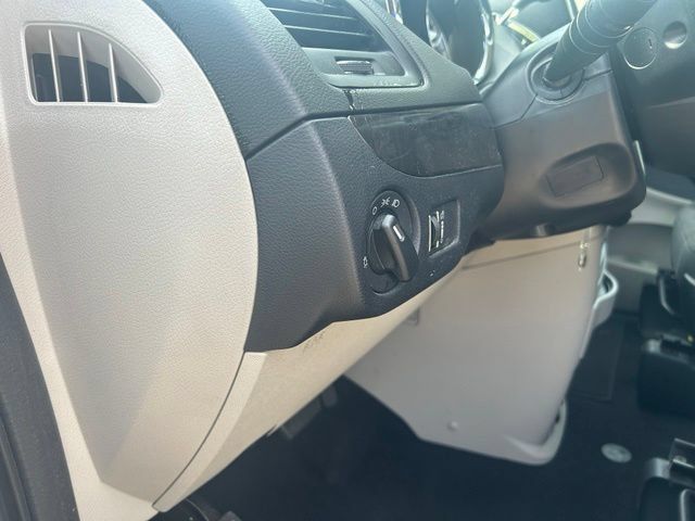 Used 2018 Dodge Grand Caravan SE w/ UConnect Hands-Free Group FWD image 19
