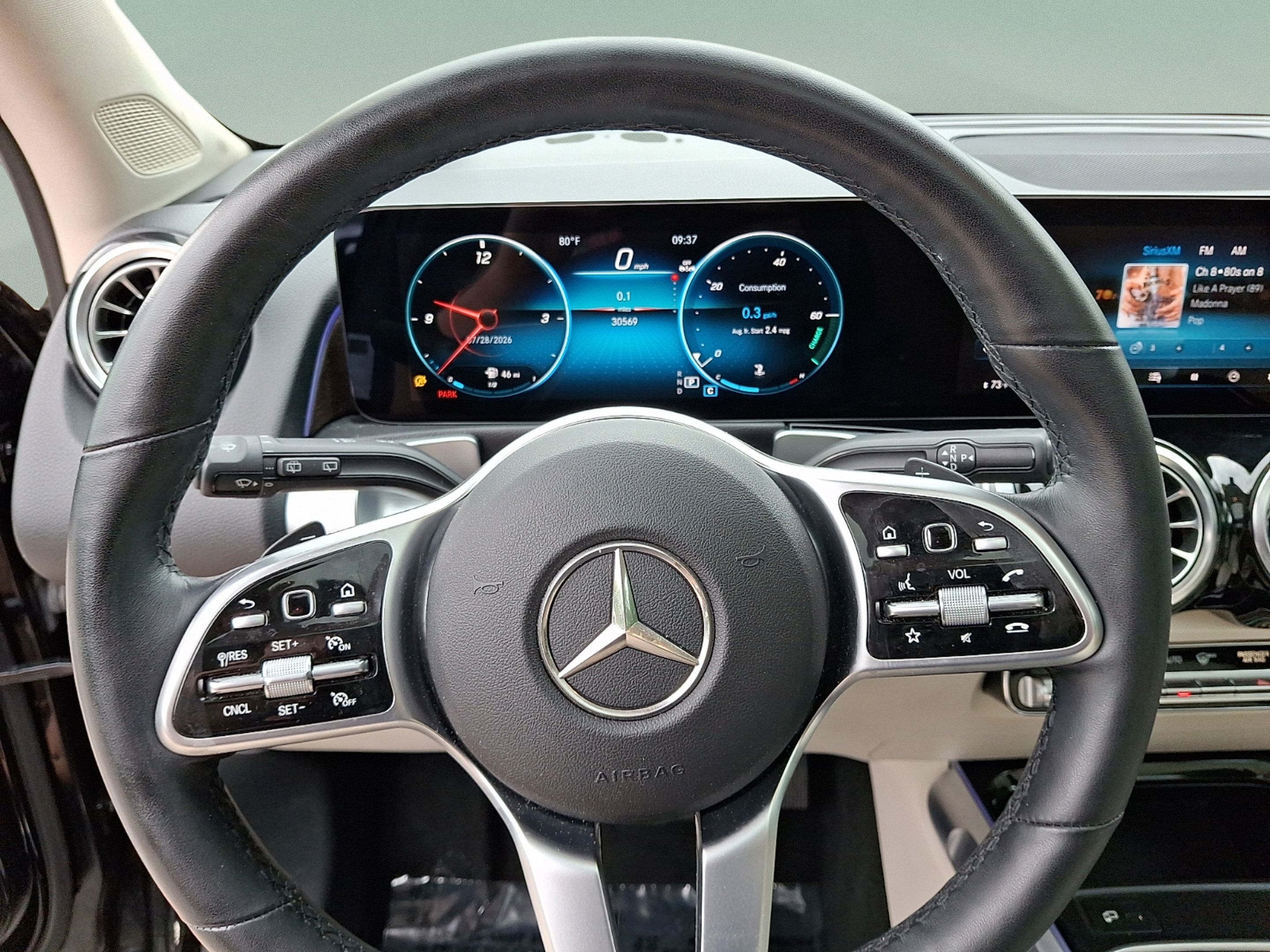 Used 2023 Mercedes-Benz GLB 250 4MATIC image 17